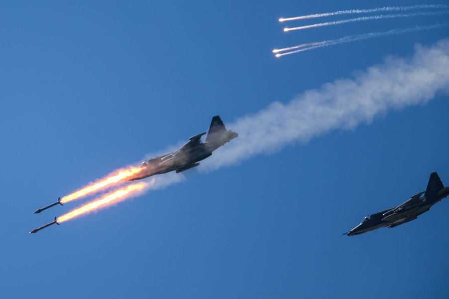Стрелков: ВС Украины обладают превосходством во всем, используют даже авиацию