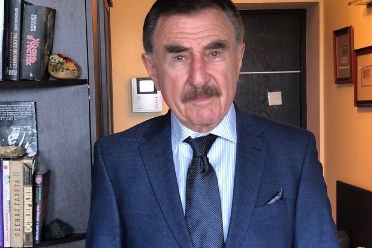 Леонид Каневский получил необычный подарок на 85-летний юбилей