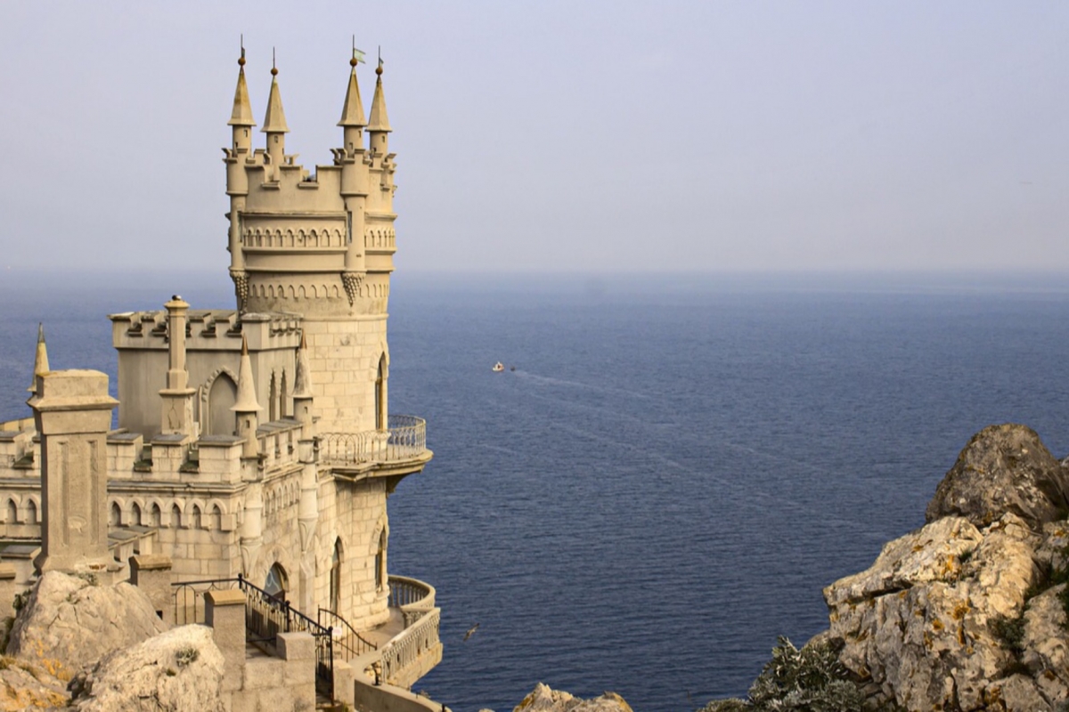 Путешественникам назвали лучшие места в Крыму для дешевого отдыха